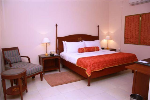 The Lalit Traveller Khajuraho Hotel Buitenkant foto